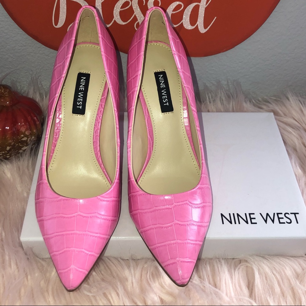 Nine West Pink Pumps/Heels size 5.5